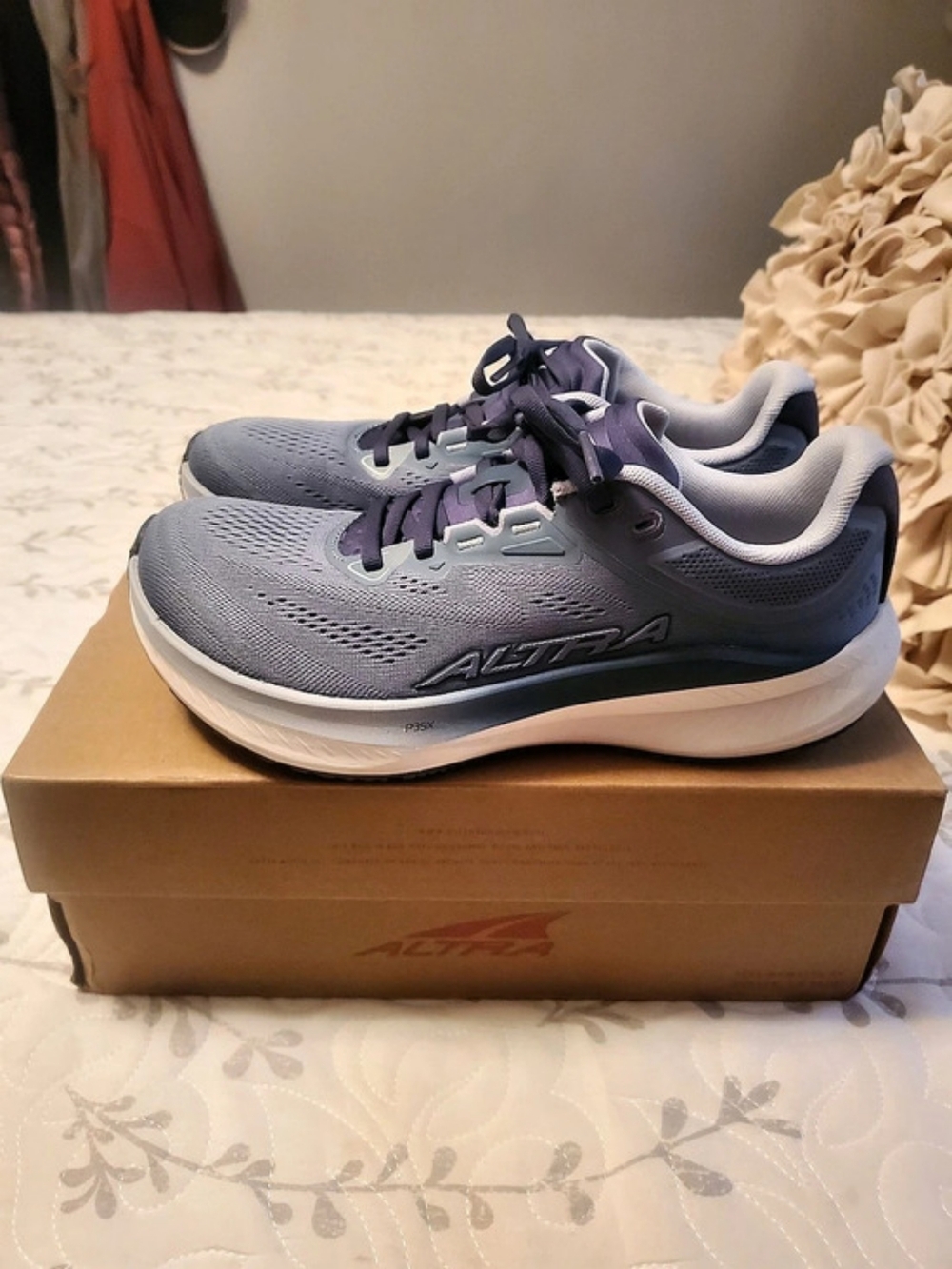 Altra Torin 9 Women's Athletic Shoes US 8.5 New With Box